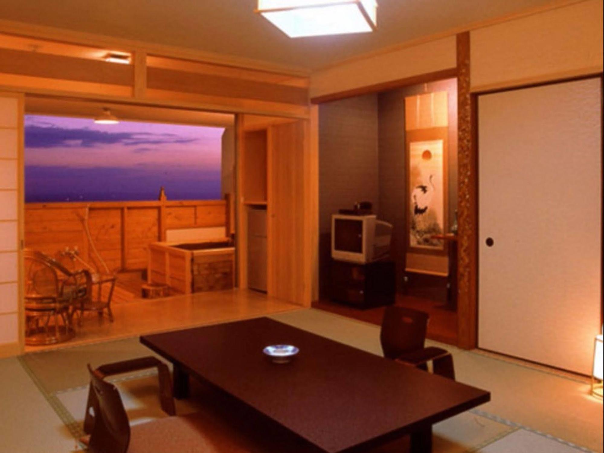 Hotel Tenzankaku Kaiyutei Shirahama Esterno foto